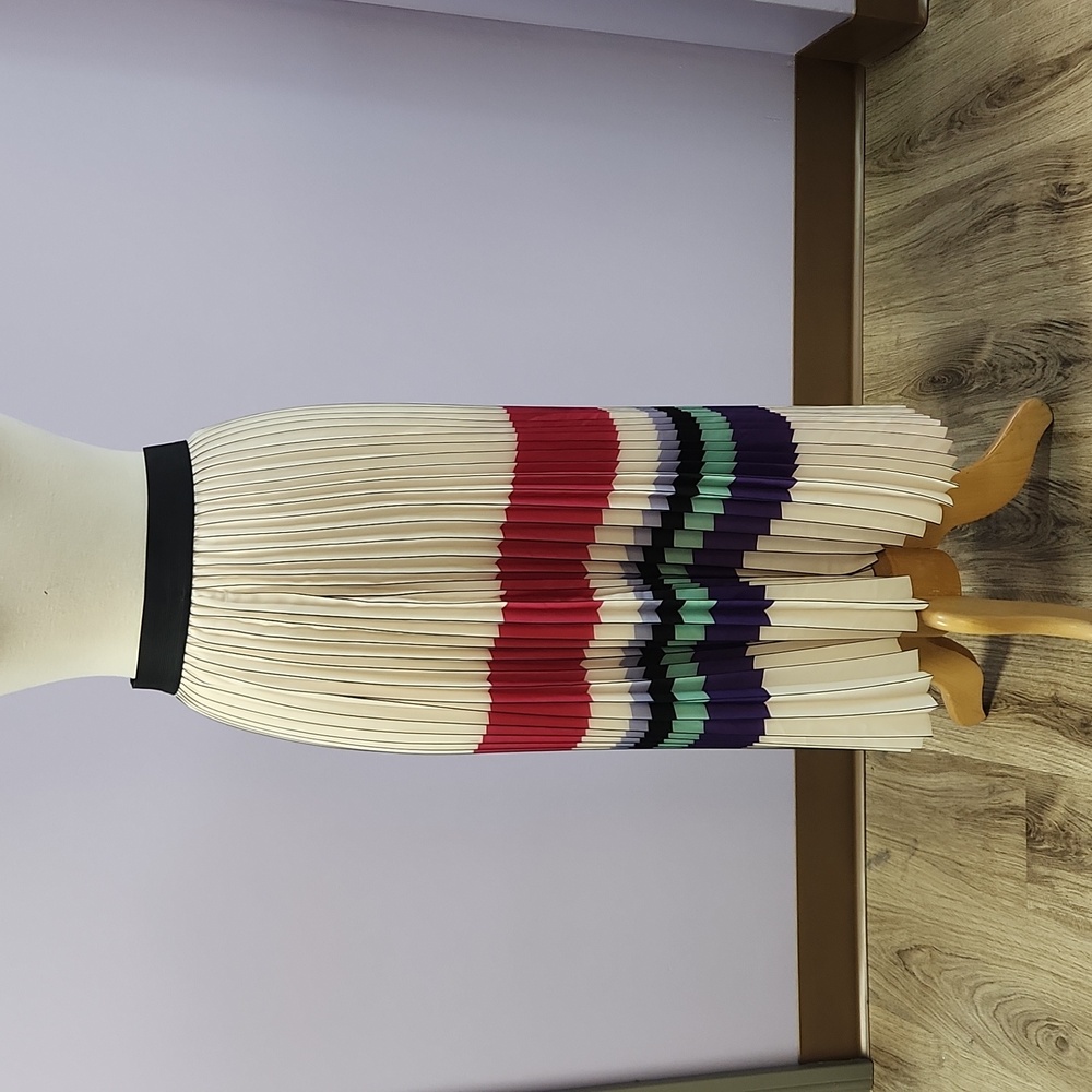 Seventy pleated skirt